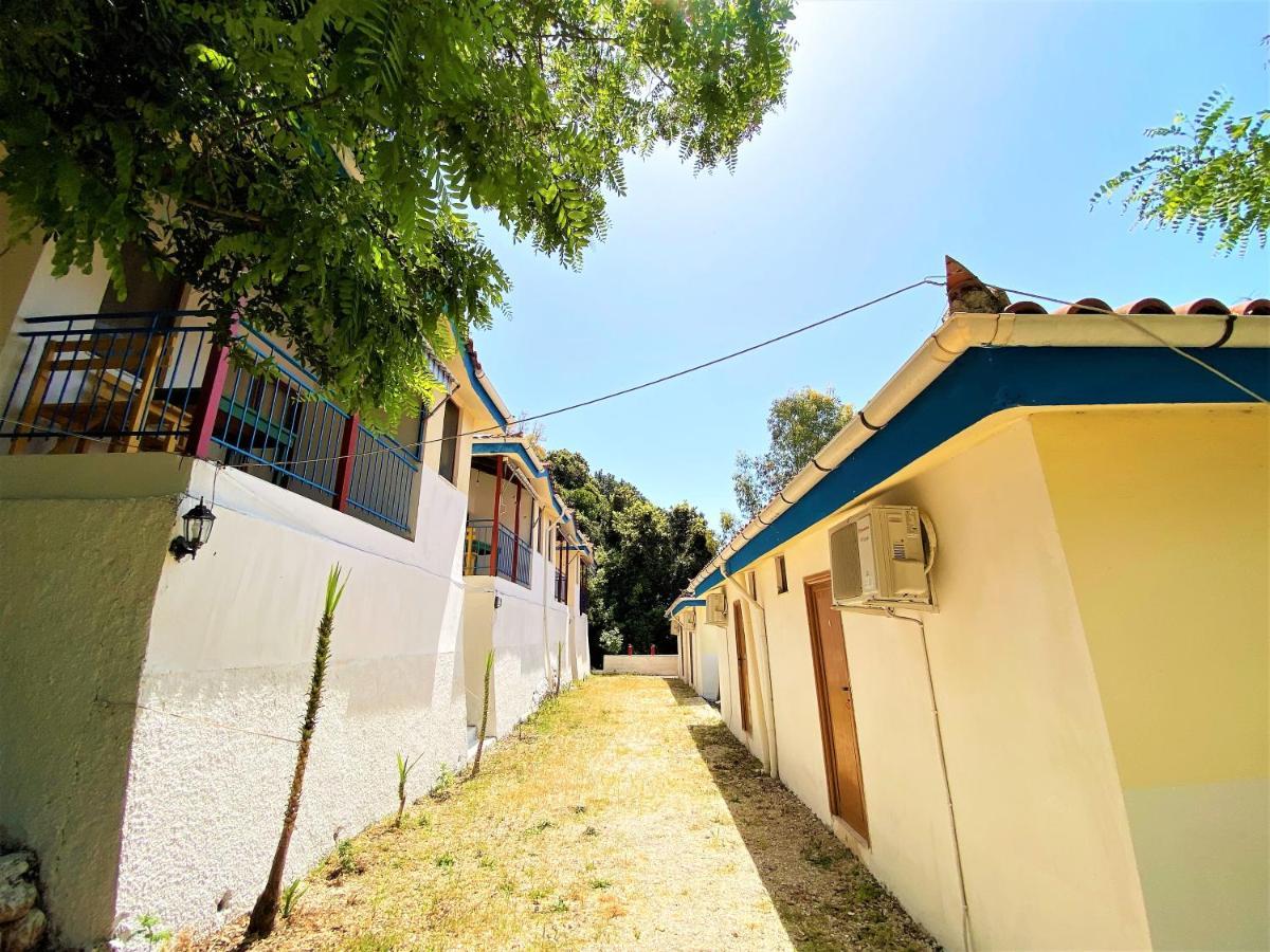 Ramo'S Cozy Beachside Haven With Panoramic Views - 1St Vlorë Екстериор снимка
