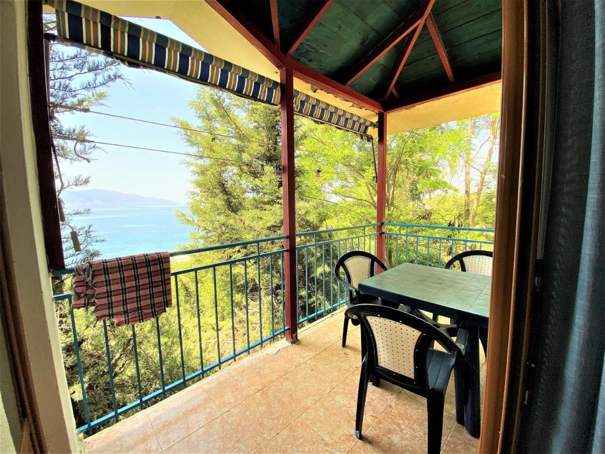 Ramo'S Cozy Beachside Haven With Panoramic Views - 1St Vlorë Екстериор снимка
