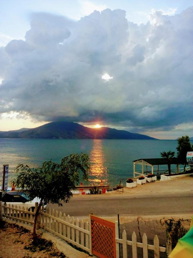 Ramo'S Cozy Beachside Haven With Panoramic Views - 1St Vlorë Екстериор снимка